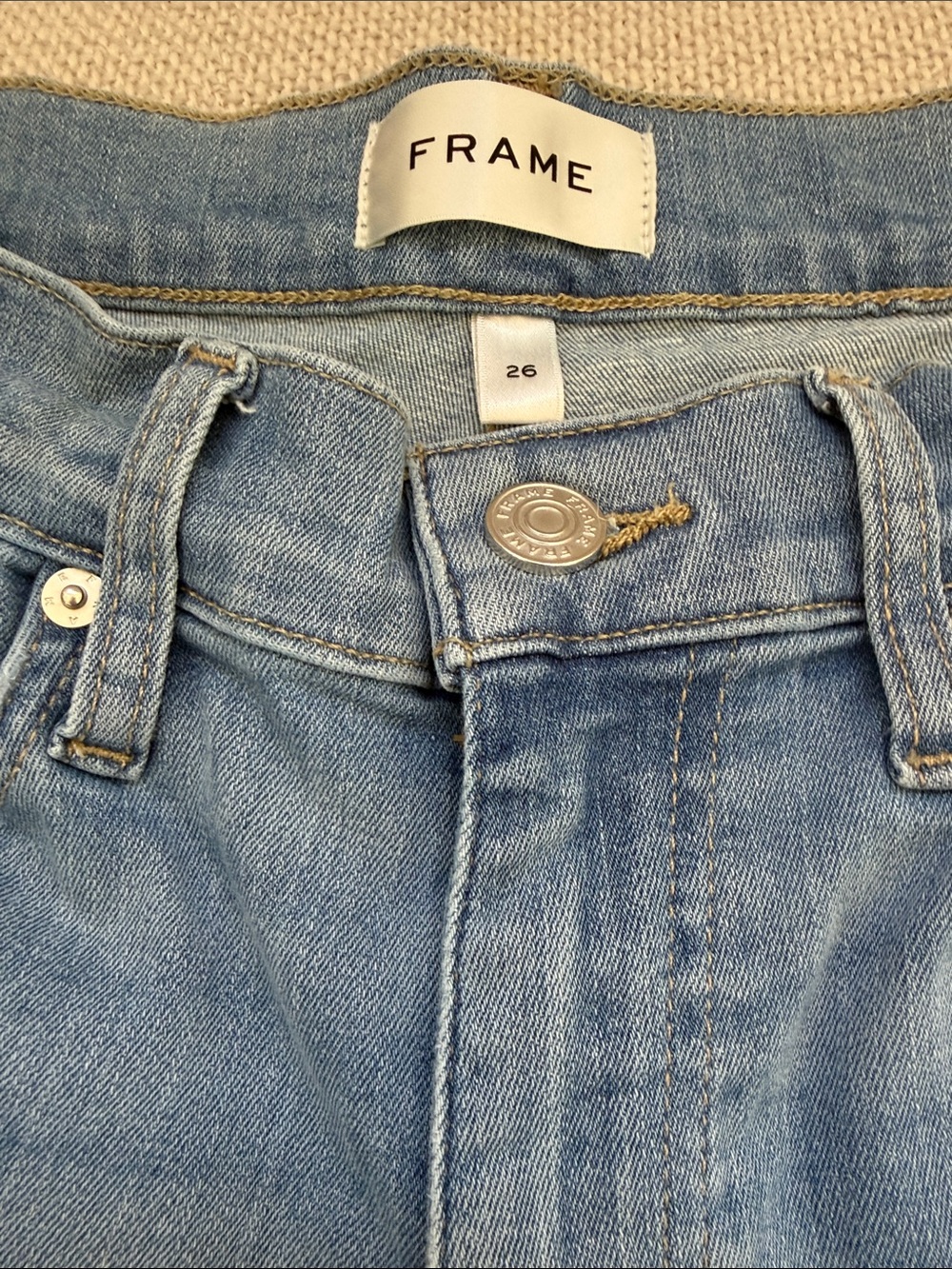 Frame Denim Women’s Light Blue Straight Jeans